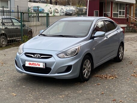 2012 Hyundai Solaris I, серебристый, 790000 рублей, вид 1