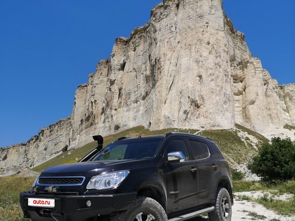 2013 Chevrolet TrailBlazer II, чёрный, 1999999 рублей - вид 1