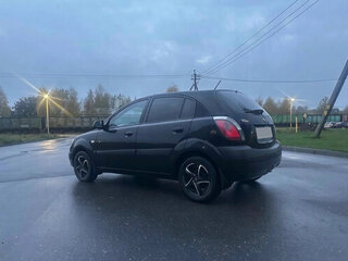 2009 Kia Rio II, чёрный, 460000 рублей, вид 4
