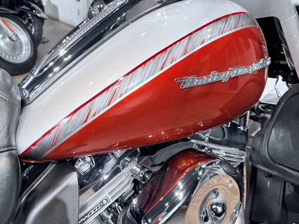 2014 Harley-Davidson CVO Limited, белый, 1699000 рублей - вид 27