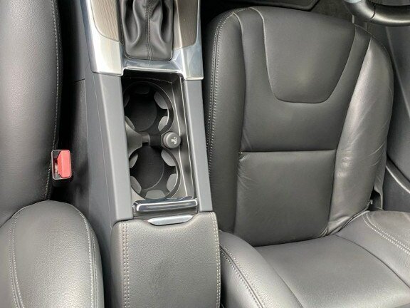 2015 Volvo V60 I Рестайлинг, белый, 1850000 рублей - вид 17