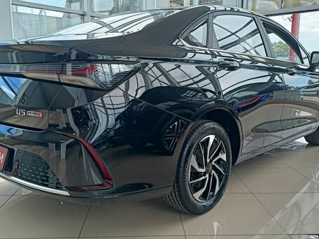 2025 BAIC U5 Plus, чёрный, 1890000 рублей, вид 4