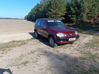 2006 Chevrolet Niva I, красный, 255000 рублей, вид 1