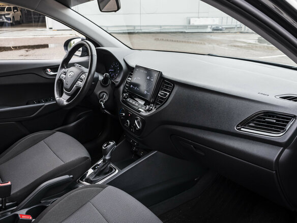 2021 Hyundai Solaris II Рестайлинг, чёрный, 1538000 рублей - вид 13
