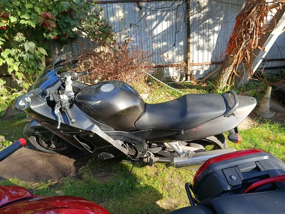 1999 Honda CBR 1100 XX, серый, 350000 рублей - вид 4