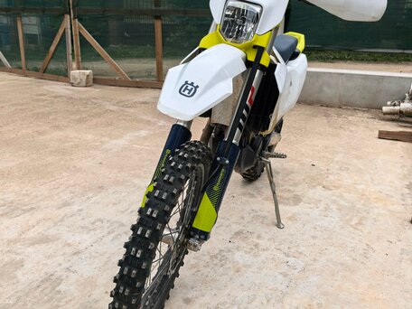 2024 Husqvarna FE 501, белый, 1100000 рублей, вид 2