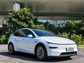2026 Tesla Model Y L I Рестайлинг, белый, 7200206 рублей, вид 3