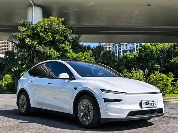 2026 Tesla Model Y L I Рестайлинг, белый, 7200206 рублей - вид 2