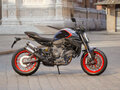 2026 Ducati Monster, серый, 1835000 рублей