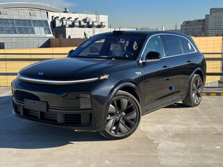 2025 Li Auto (Lixiang) L7 52.3 kWh I Рестайлинг, чёрный, 7230900 рублей, вид 1