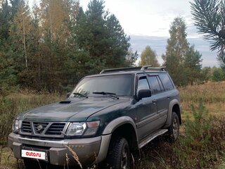 2002 Nissan Patrol V (Y61), зелёный, 800000 рублей, вид 1