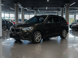 2017 BMW X1 20i xDrive II (F48), коричневый, 2880000 рублей, вид 1