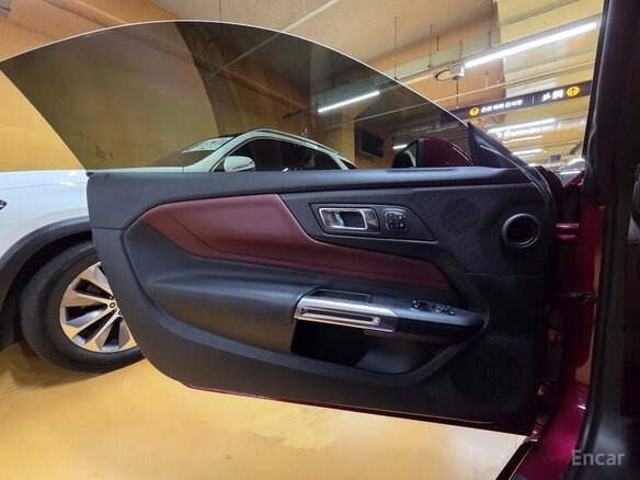 2025 Ford Mustang VII, красный - вид 13