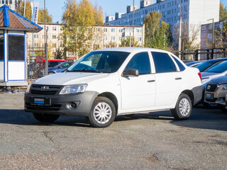 2017 Lada (ВАЗ) Granta I, белый, 389000 рублей, вид 2