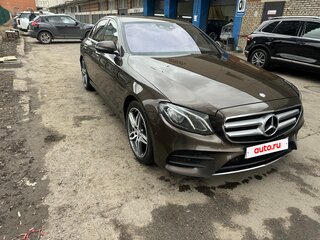 2017 Mercedes-Benz E-Класс 200 V (W213, S213, C238), коричневый, 2400000 рублей, вид 2