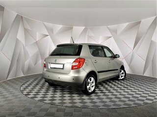 2012 Skoda Fabia II Рестайлинг, серый, 545150 рублей, вид 2