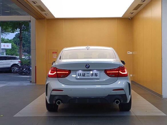 2021 BMW 1 серии 120i III (F52) Рестайлинг, белый, 1335000 рублей - вид 5