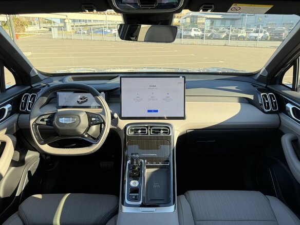2026 Geely Atlas II, синий, 3250000 рублей - вид 28