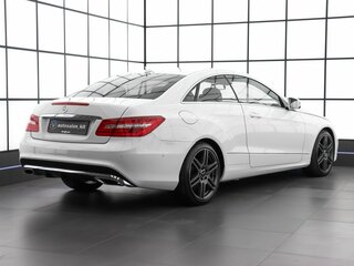 2013 Mercedes-Benz E-Класс 200 7G-Tronic IV (W212, S212, C207), белый, 1590000 рублей, вид 4