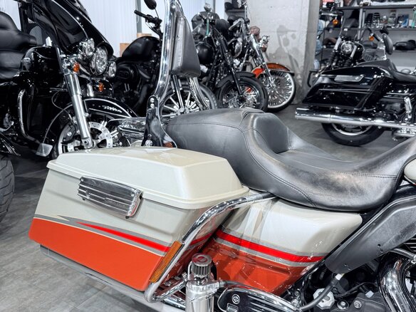 2009 Harley-Davidson CVO Street Glide, оранжевый, 1299000 рублей - вид 16