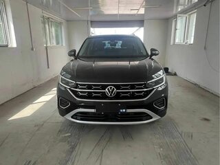 2023 Volkswagen Tayron I Рестайлинг, чёрный, 2520000 рублей, вид 2