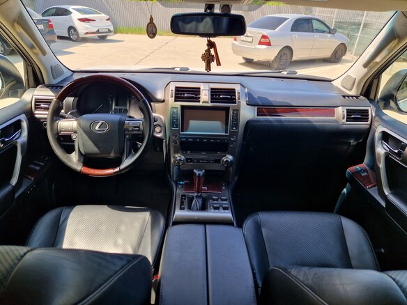 2014 Lexus GX 460 II Рестайлинг, белый, 3590000 рублей - вид 11