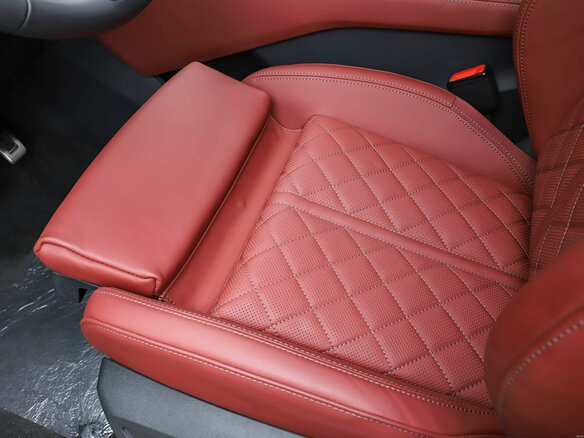 2026 Audi Q6 45 TFSI, чёрный, 5990000 рублей - вид 11