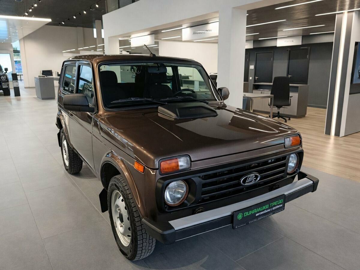 Открыть фотографии: Lada (ВАЗ) Niva Legend I