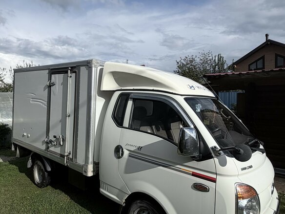 2010 Hyundai Porter II, белый, 1100000 рублей - вид 3