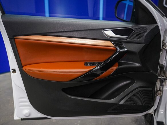 2024 Lada (ВАЗ) Vesta SW I Рестайлинг (NG), белый - вид 14