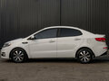 2016 Kia Rio III Рестайлинг, белый, 960000 рублей - вид 7