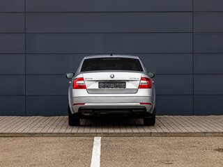 2017 Skoda Octavia III (A7) Рестайлинг, серебристый, 1355000 рублей, вид 5