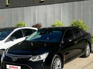 2016 Toyota Camry VII (XV50) Рестайлинг, чёрный, 2170000 рублей, вид 3