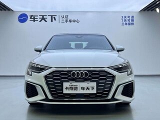 2022 Audi A3 Sportback 35 TFSI IV (8Y), белый, 1850000 рублей, вид 1