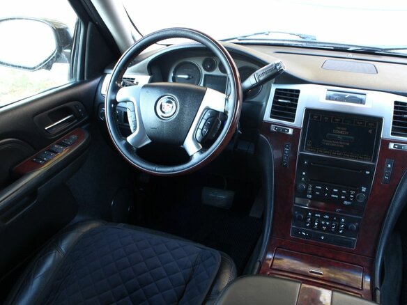 2006 Cadillac Escalade III, чёрный, 1100000 рублей - вид 16