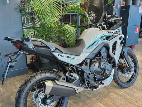 2026 Honda XL750 Transalp, белый, 1750000 рублей, вид 3