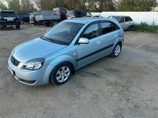 2007 Kia Rio II, серебристый, 350000 рублей, вид 1