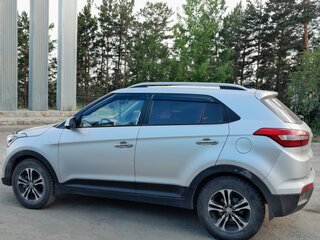 2017 Hyundai Creta I, серебристый, 2000000 рублей, вид 3