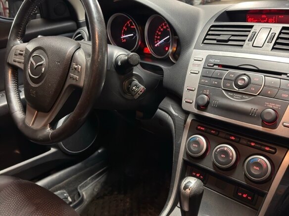 2008 Mazda 6 II (GH), пурпурный - вид 4