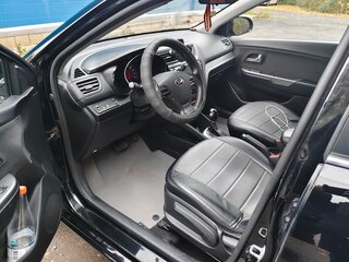 2017 Kia Rio III Рестайлинг, чёрный, 1000000 рублей, вид 5