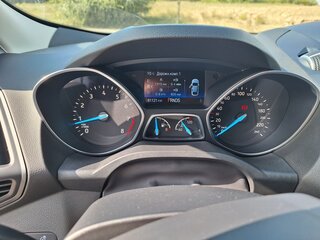 2018 Ford Kuga II Рестайлинг, серый, 1990000 рублей, вид 5