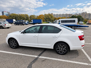2016 Skoda Octavia III (A7), белый, 1600000 рублей, вид 4