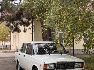 2009 Lada (ВАЗ) 2107, белый, 290000 рублей, вид 1