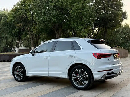 2022 Audi Q3 35 TFSI II (F3), белый, 2412000 рублей, вид 4
