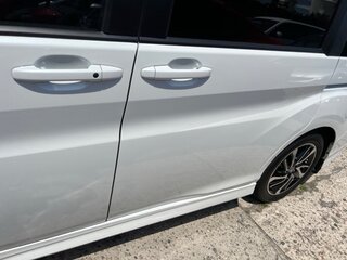 2021 Honda Stepwgn Spada V Рестайлинг, белый, 2800000 рублей, вид 2
