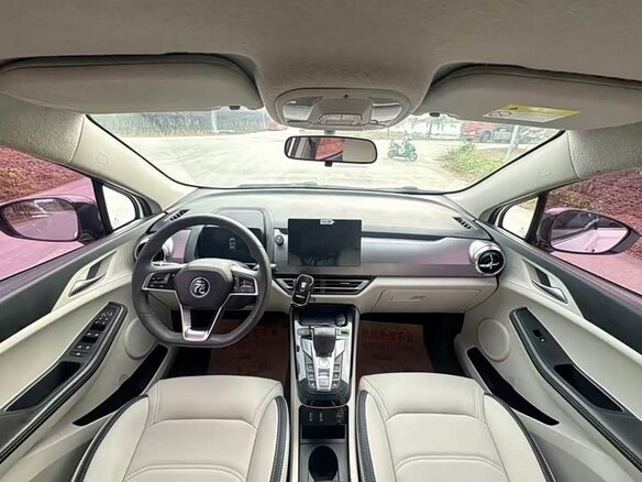 2023 BYD Yuan Pro (50 kWh) I Рестайлинг 2 (Pro), белый, 1355000 рублей - вид 7