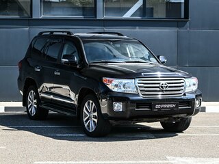 Toyota Land Cruiser 200 Series Рестайлинг 1