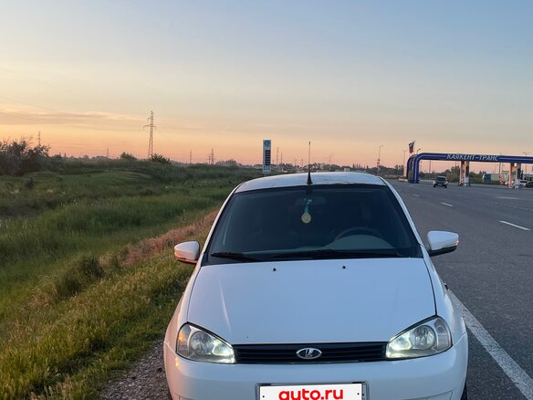 2010 Lada (ВАЗ) Kalina I, белый, 165000 рублей