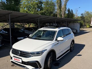 2022 Volkswagen Tiguan Allspace II Рестайлинг, белый, 4100000 рублей, вид 1