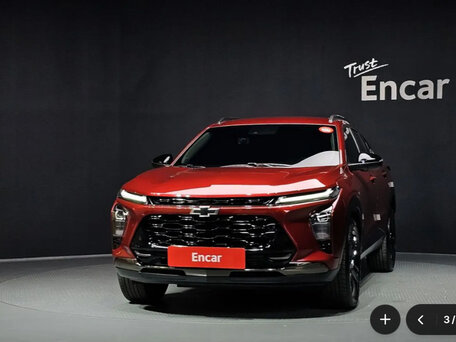 2023 Chevrolet Trax II, пурпурный, 1550000 рублей, вид 3